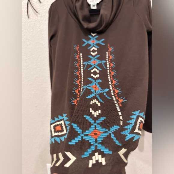 Roper Women's Brown Cowl Neck Aztec Southwest Embroidered Long Sleeve Top Small - Picture 3 of 10